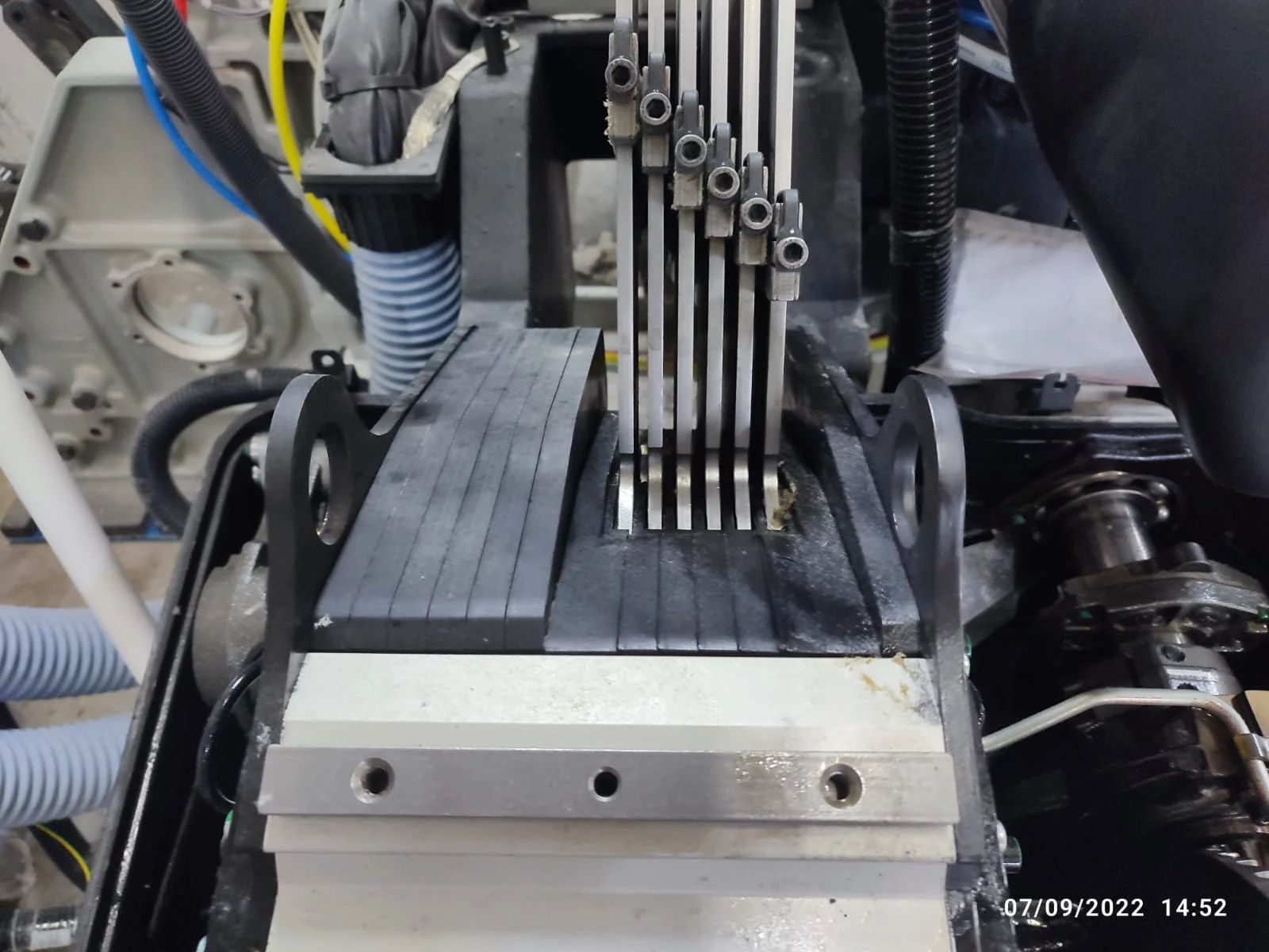 Itema A9500 Airjet Weaving Looms (SOLD) - Image 3